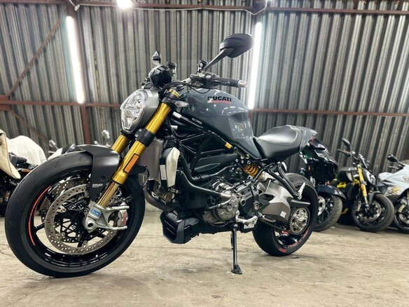 2017 Ducati Monster 1200, серый, 1220000 рублей - вид 1