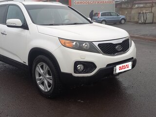 2009 Kia Sorento II, белый, 1450000 рублей, вид 2