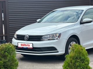 2016 Volkswagen Jetta VI Рестайлинг, белый, 1050000 рублей, вид 2