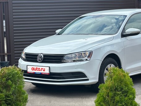 2016 Volkswagen Jetta VI Рестайлинг, белый, 1070000 рублей, вид 2