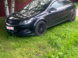 2011 Opel Astra GTC H Рестайлинг, чёрный, 455000 рублей, вид 1