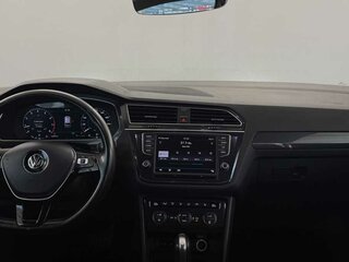 2017 Volkswagen Tiguan II, белый, 2340000 рублей, вид 5