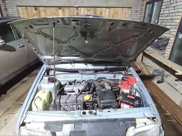 2005 Lada (ВАЗ) 2114, серебристый, 140000 рублей - вид 14