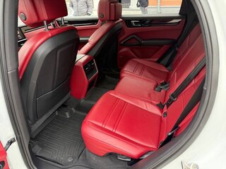 2020 Porsche Cayenne Coupé III, серый, 7900000 рублей, вид 4