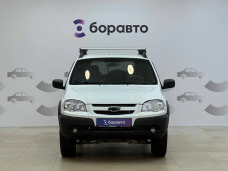 2019 Chevrolet Niva I Рестайлинг, белый, 800000 рублей, вид 2