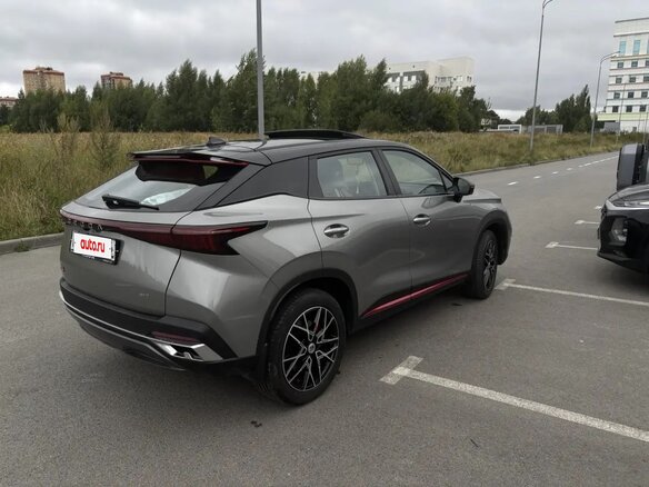 2023 Omoda C5 I, серебристый, 1800000 рублей - вид 6
