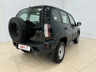 2024 Lada (ВАЗ) Niva Travel I, зелёный, 1443000 рублей, вид 4