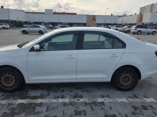 2018 Skoda Rapid I Рестайлинг, белый, 1100000 рублей, вид 5