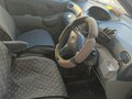 2000 Toyota FunCargo, золотистый - вид 4