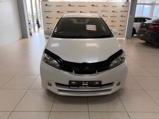 2011 Toyota Wish II, белый, 1185000 рублей, вид 2