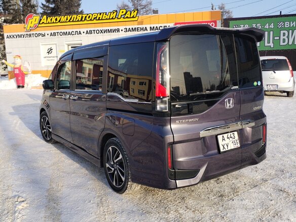 2016 Honda Stepwgn V, фиолетовый, 2000000 рублей - вид 5