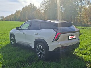 2024 Geely Atlas II, белый, 2920000 рублей, вид 3