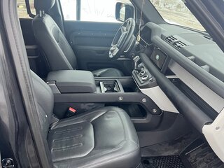 2021 Land Rover Defender 110 II, чёрный, 7650000 рублей, вид 5