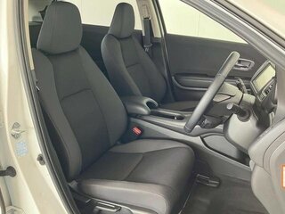 2020 Honda Vezel I Рестайлинг, белый, 1690000 рублей, вид 5