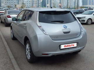 2010 Nissan Leaf I (ZE0/AZE0), серебристый, 960000 рублей, вид 4