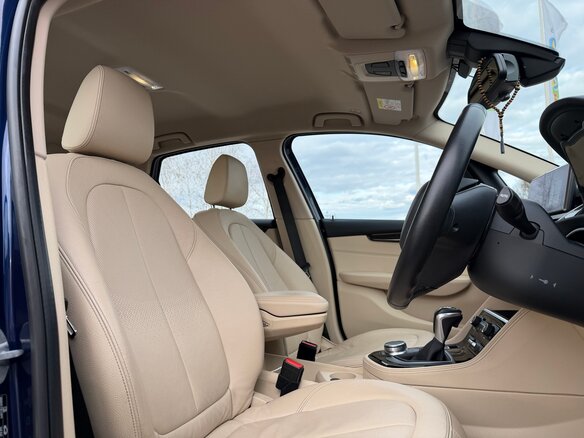 2017 BMW 2 серии Active Tourer 218i F45, синий, 1310000 рублей - вид 9