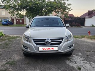 2010 Volkswagen Tiguan I, серебристый, 1090000 рублей, вид 3