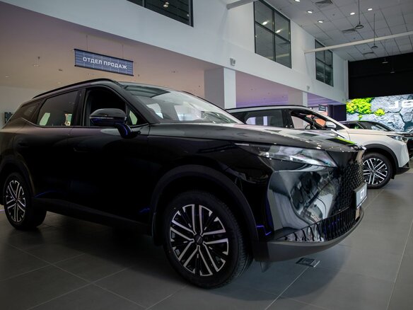 2026 Omoda C7, чёрный - вид 2