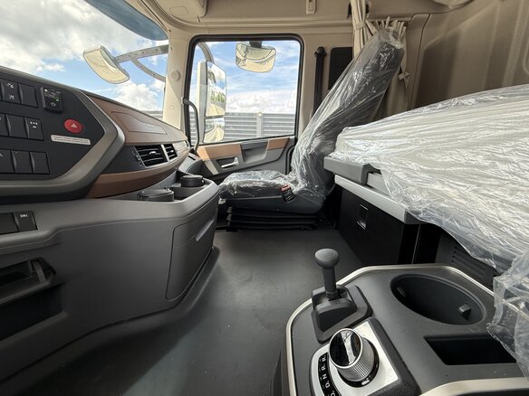 2024 Dongfeng GX, белый, 8800000 рублей - вид 13