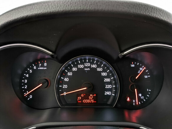 2018 Kia Sorento II Рестайлинг, серебристый, 1795000 рублей - вид 15