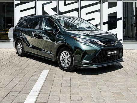 Toyota Sienna IV