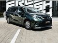 2021 Toyota Sienna IV, зелёный, 3960000 рублей