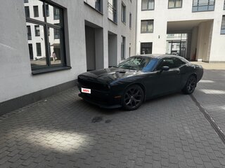 2012 Dodge Challenger III Рестайлинг, чёрный, 2499000 рублей, вид 3