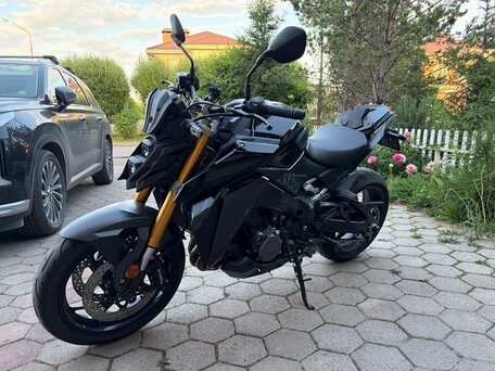 2022 Suzuki GSX-S 1000, чёрный, 1250000 рублей, вид 4
