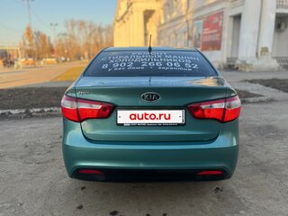 2012 Kia Rio 5-speed III, зелёный, 795000 рублей, вид 5