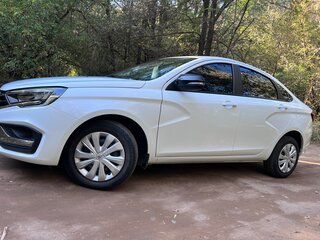 2024 Lada (ВАЗ) Vesta I Рестайлинг (NG), белый, 1350000 рублей, вид 4