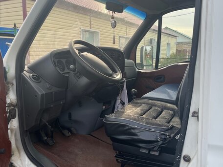 2006 Iveco Daily, белый, 800000 рублей, вид 1