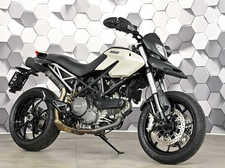 2010 Ducati Hypermotard, белый, 449000 рублей, вид 1