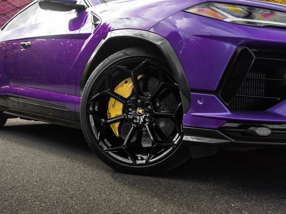 2023 Lamborghini Urus Performante I Рестайлинг, фиолетовый, 30000000 рублей - вид 15