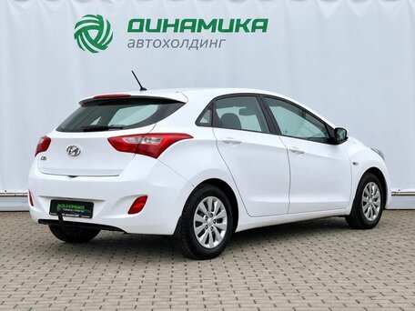 2016 Hyundai i30 II Рестайлинг, белый, 1030000 рублей, вид 5