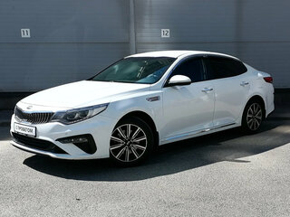 2019 Kia Optima IV Рестайлинг, белый, 1589000 рублей, вид 1