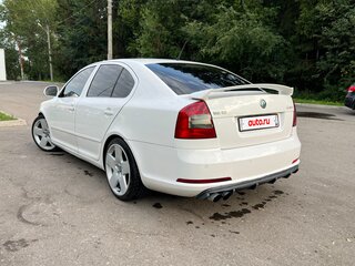 2012 Skoda Octavia RS II Рестайлинг, белый, 940000 рублей, вид 3