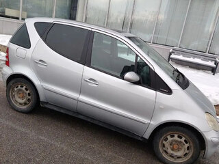 2002 Mercedes-Benz A-Класс 160 I (W168) Рестайлинг, серебристый, 445000 рублей, вид 2