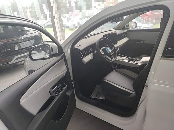 2026 Jetta VS8, чёрный, 1750000 рублей - вид 11