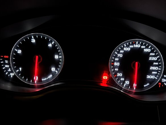 2013 Audi A6 IV (C7), чёрный - вид 13