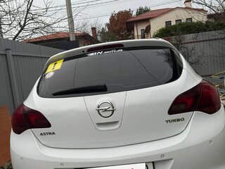 2010 Opel Astra J, белый, 480000 рублей, вид 4