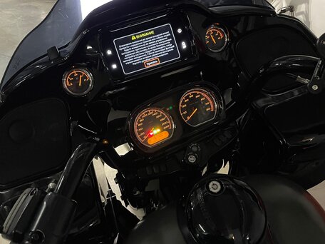 2018 Harley-Davidson Road Glide Special, серый, 1800000 рублей, вид 5