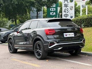 2022 Audi Q2 L 35 TFSI I Рестайлинг, серебристый, 1630000 рублей, вид 4