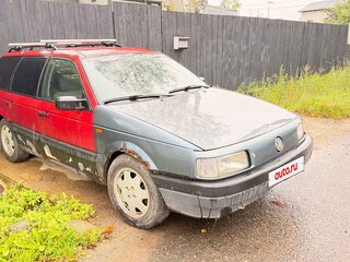 1990 Volkswagen Passat B3, красный, 350000 рублей, вид 4