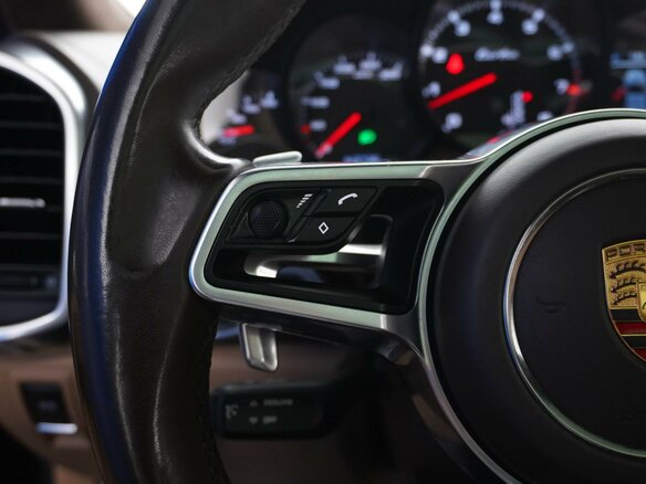 2014 Porsche Cayenne Turbo II Рестайлинг (958), чёрный, 3697414 рублей - вид 13