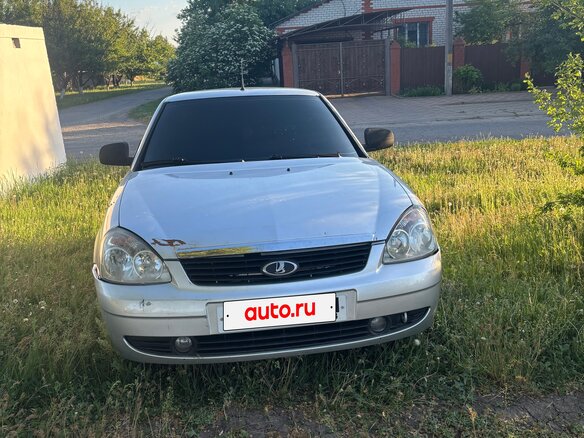 2011 Lada (ВАЗ) Priora I, серебристый, 300000 рублей - вид 1