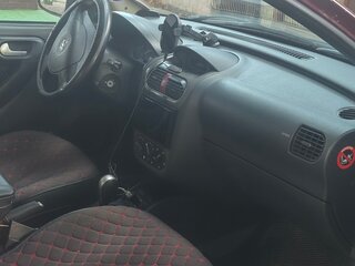 2004 Opel Corsa C Рестайлинг, красный, 360000 рублей, вид 4