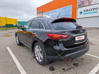 2014 Infiniti QX70, чёрный, 3700000 рублей, вид 2