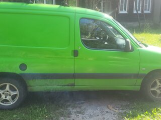 1999 Peugeot Partner I, зелёный, 285000 рублей, вид 2