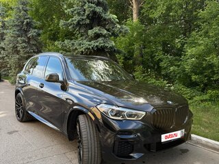 2021 BMW X5 40i IV (G05/G18), чёрный, 6450000 рублей, вид 1