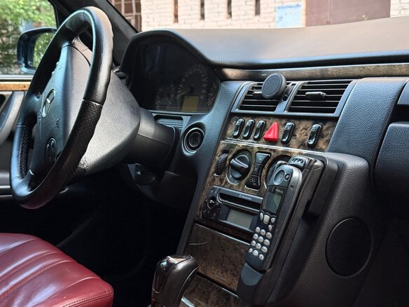 2001 Mercedes-Benz E-Класс 240 II (W210, S210) Рестайлинг, синий, 850000 рублей - вид 11